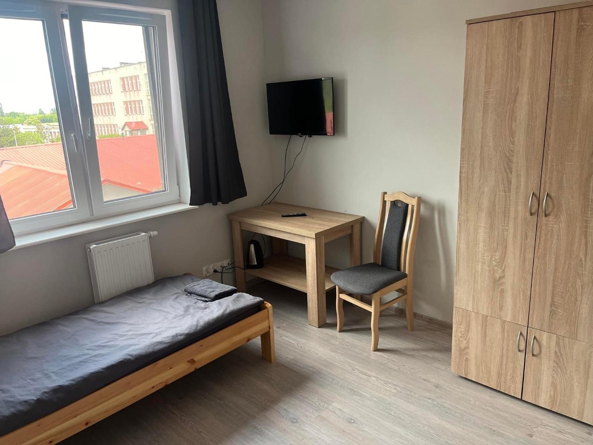 Osper Rooms Lomza Bagian luar foto